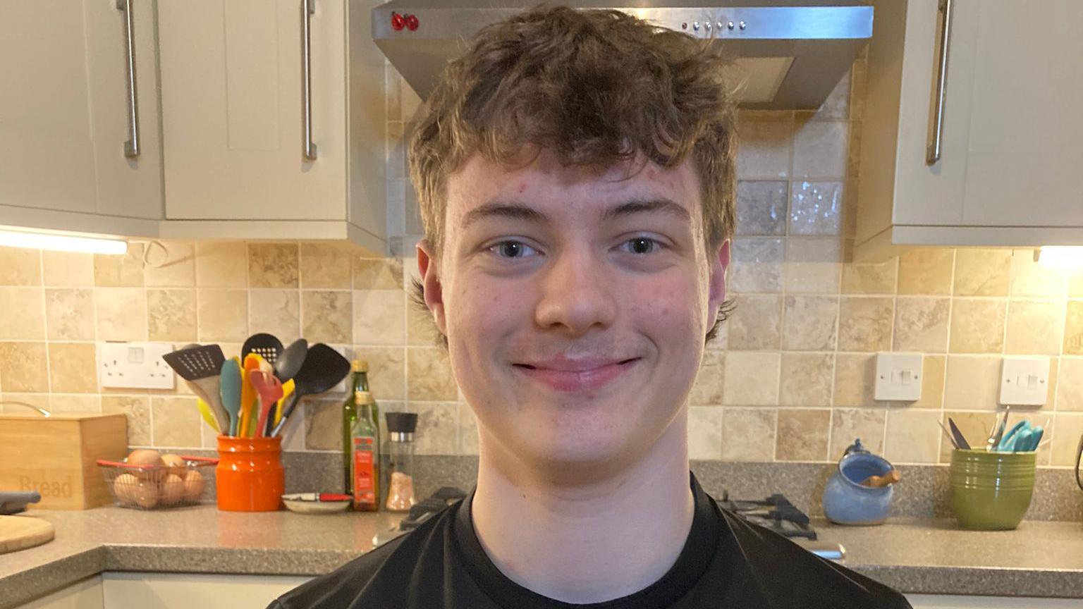 Wheelchair rugby debut for spinal stroke teen Tristan - BBC Sport