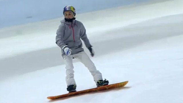 Aimee Fuller snowboarding