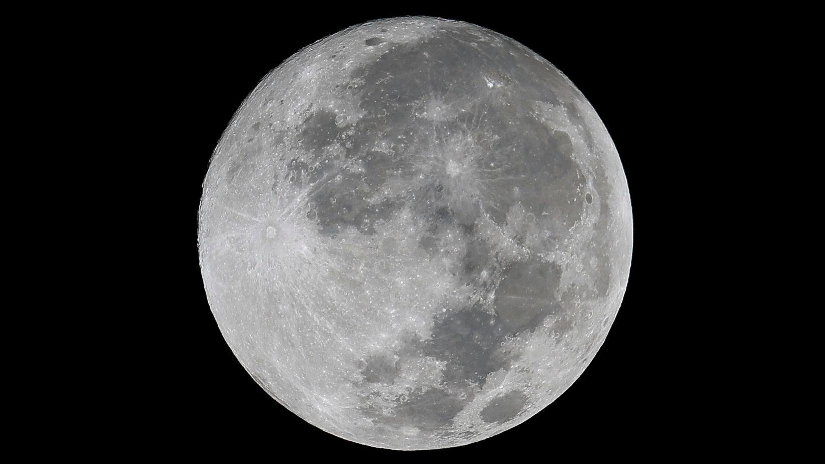 October Harvest Moon: When to see the first supermoon of 2025 - BBC Weather
