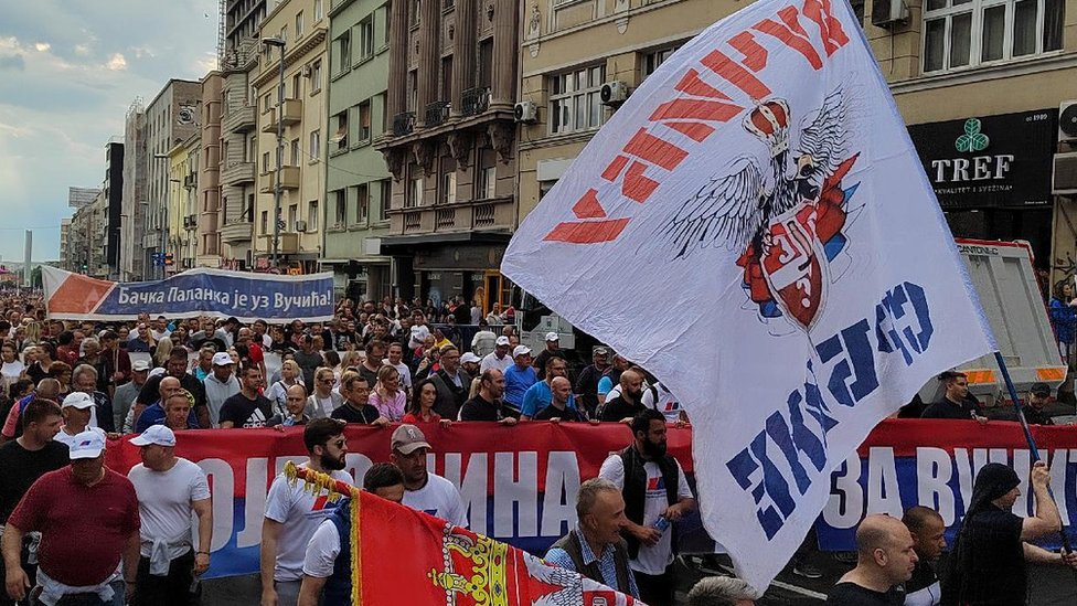 vučić, miting SNS