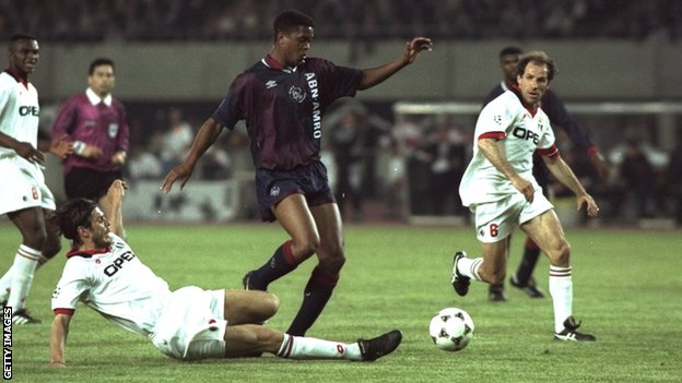 Patrick Kluivert fue el autor del gol en la final hace 22 años. Patrick Kluivert
