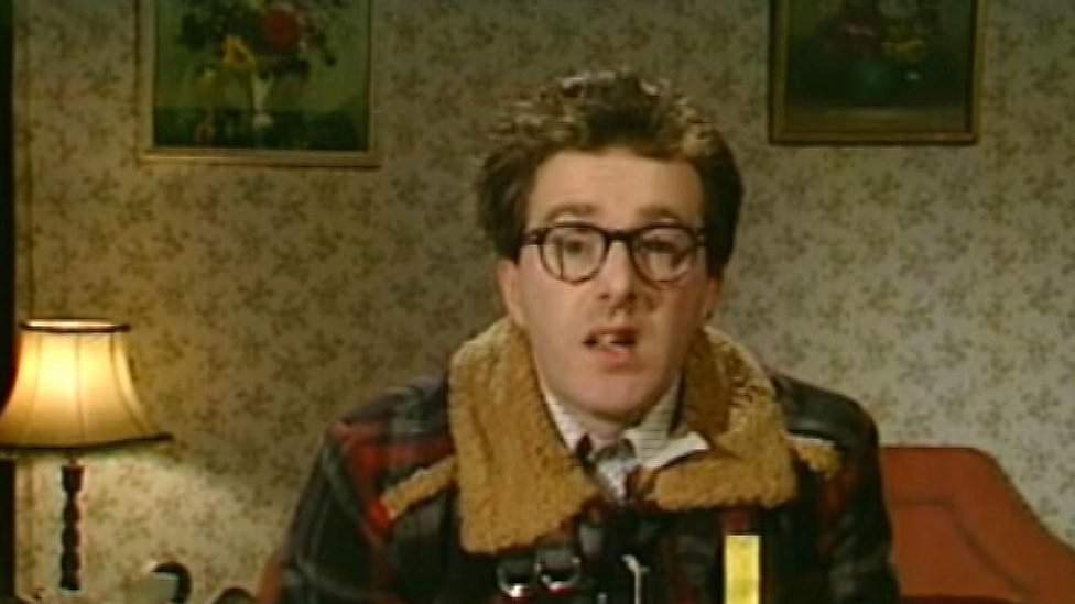 Peppa Pig: Comedian John Sparkes behind cartoon voices - BBC News