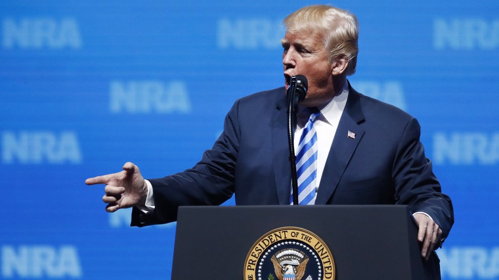 Trump dijo las controvertidas palabras en la convención anual de la Asociación Nacional del Rifle el pasado viernes.