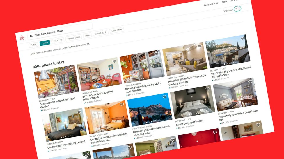 Поиск по слову «Exarchia» на Airbnb дает сотни результатов.