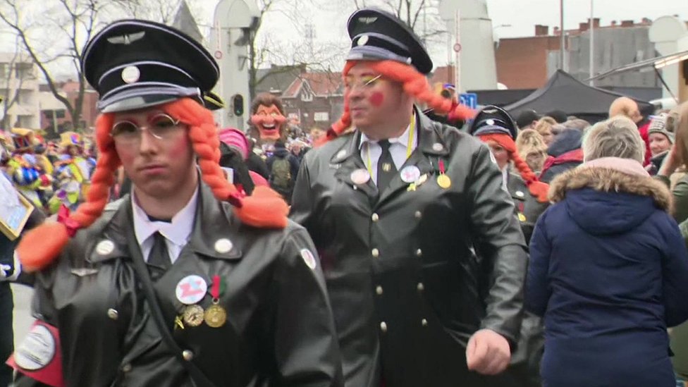 Парад имитации нацистов в Алсте, 23 фев 20