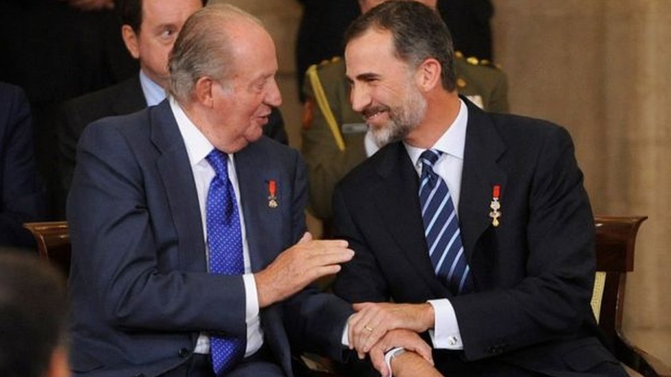 الملك فليبى ووالده خوان كارلوس