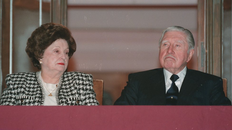 Augusto Pinochet and Lucia Hiriart in Chile in 2000