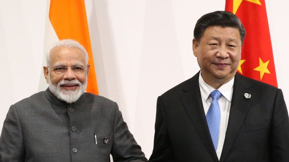 印度總理莫迪（左）與中國國家主席習近平（右）在G20日本大阪峰會上（28/6/2019）