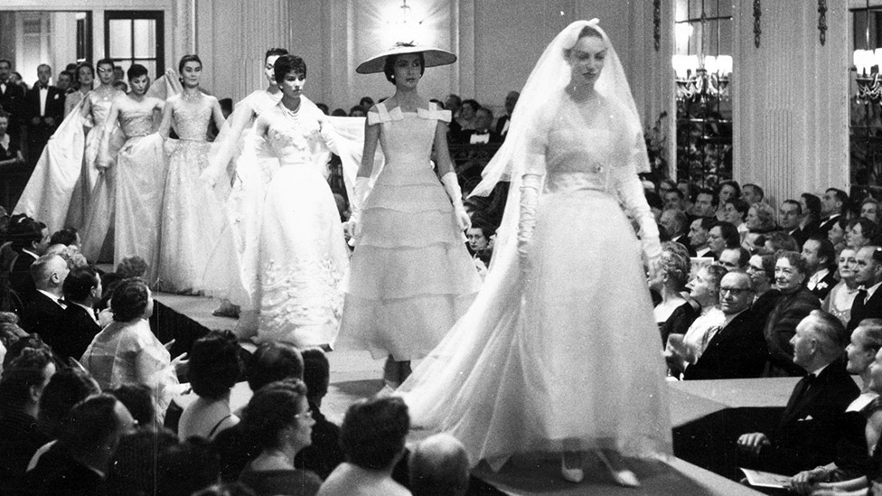 The formidable women behind the legendary Christian Dior - BBC Culture