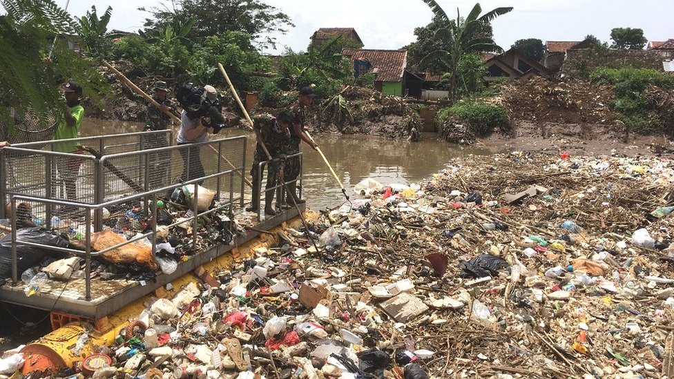 plastika u Indoneziji