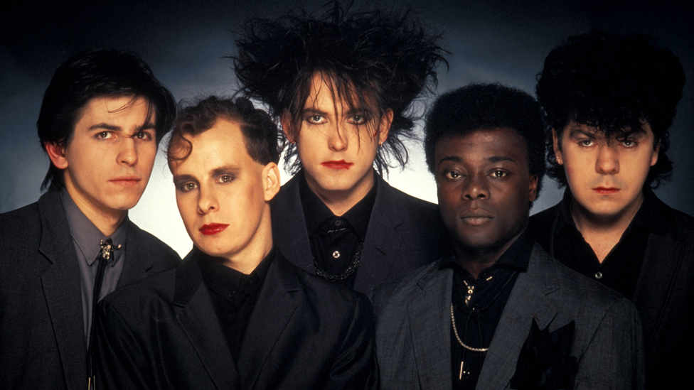 El grupo de rock británico The Cure, con Andy Anderson (segundo a la izq.)