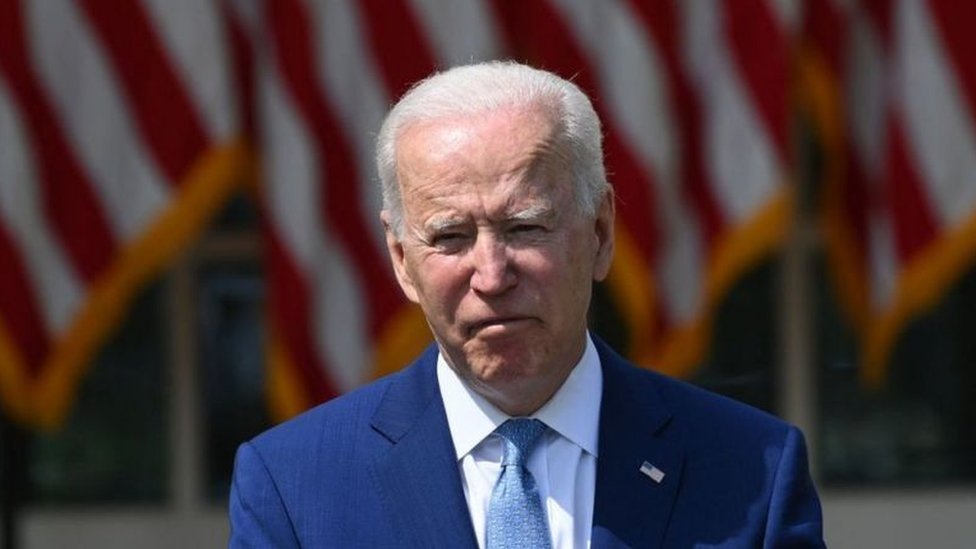 Biden disse que 'a violência com armas de fogo neste país é uma epidemia e uma vergonha internacional'