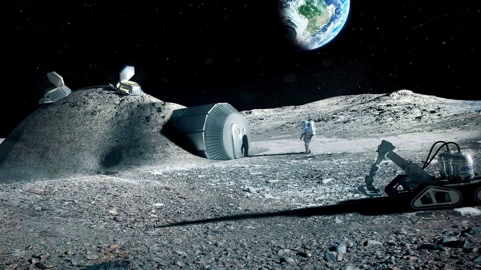 Base lunar
