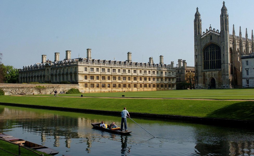 Королевский колледж, Кембридж и плоскодонка на реке Кам