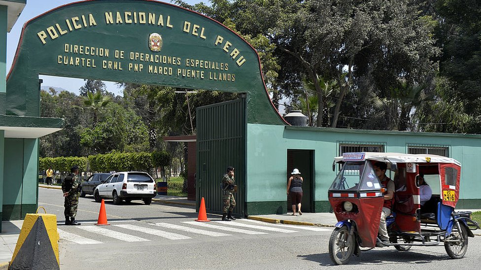 la Dirección Nacional de Operaciones Especiales de la Policía