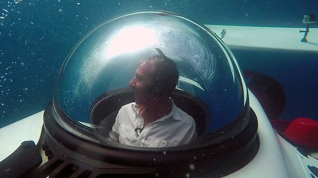 Richard Taylor in the Dragon personal submarine