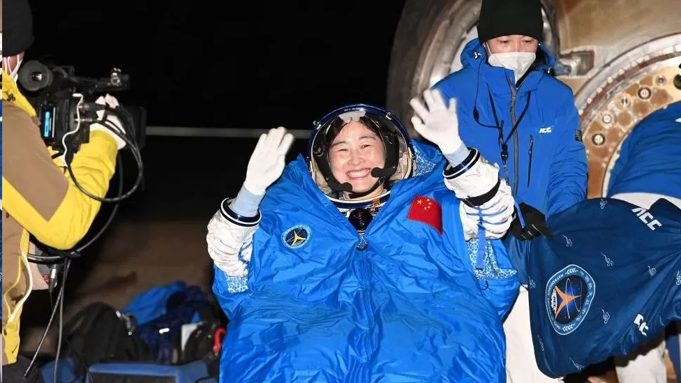 [출처: Getty Images] 이번 임무에 참여한 중국 최초의 여성 우주비행사 류 양