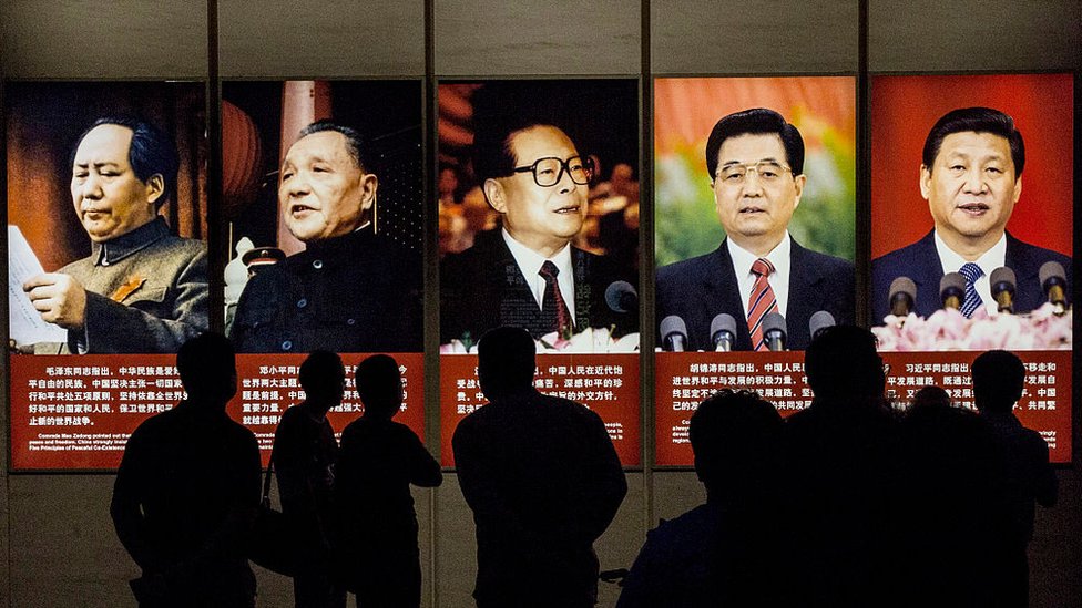Líderes históricos chinos: Mao Zedong, Deng Xiaoping, Jiang Zemin, Hu Jintao y Xi Jinping.