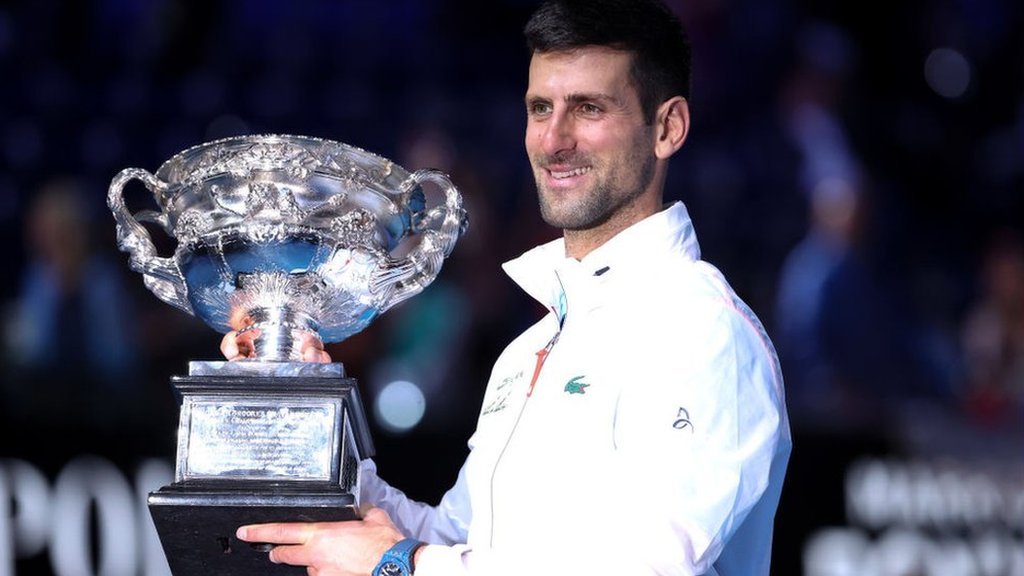 Australian Open 2023: Djokovic beats Tsitsipas in final - CBBC Newsround