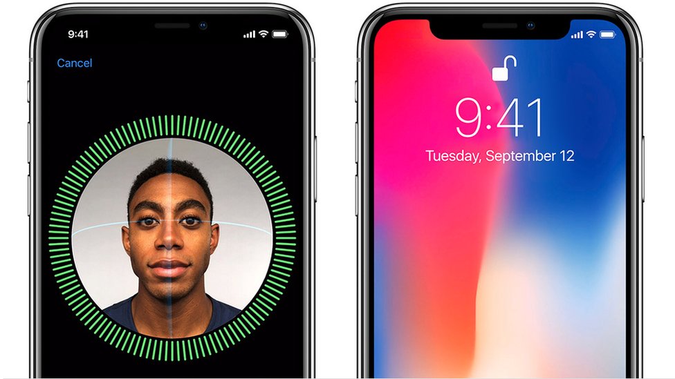 El iPhone X puede desbloquearse usando reconocimiento facial.