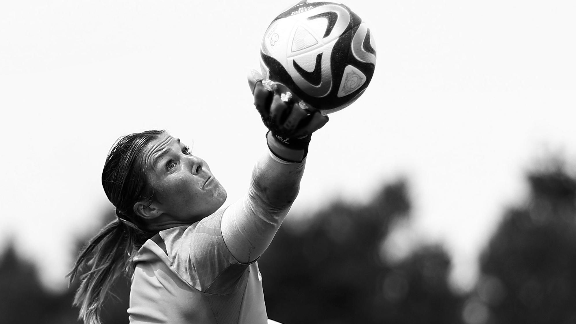 Mary Earps: England goalkeeper's journey to the top and the legacy she  leaves behind - BBC Sport