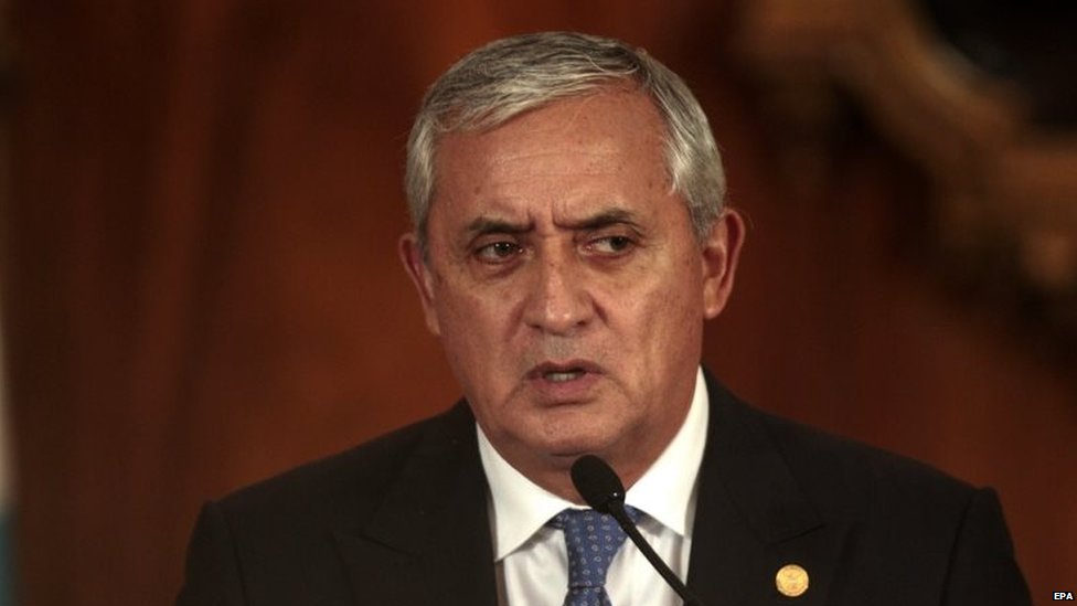 Президент Гватемалы Отто Перес Молина выступает на пресс-конференции в Гватемале 31 августа 2015 года.