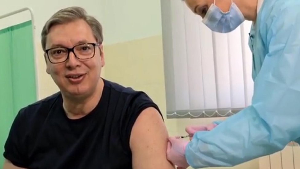 Presednik Srbije Aleksandar Vučić vakcinisao se 6. aprila