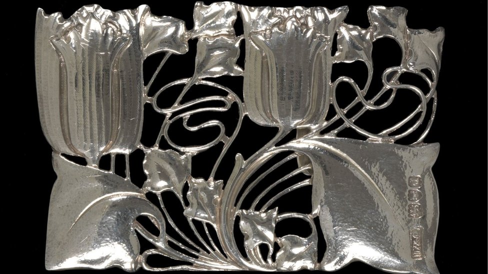 Серебряная поясная застежка Archibald Knox floris