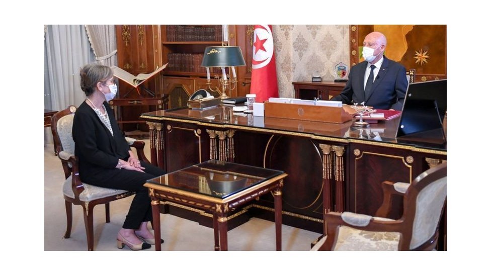 نجلاء بودن رمضان والرئيس التونسي