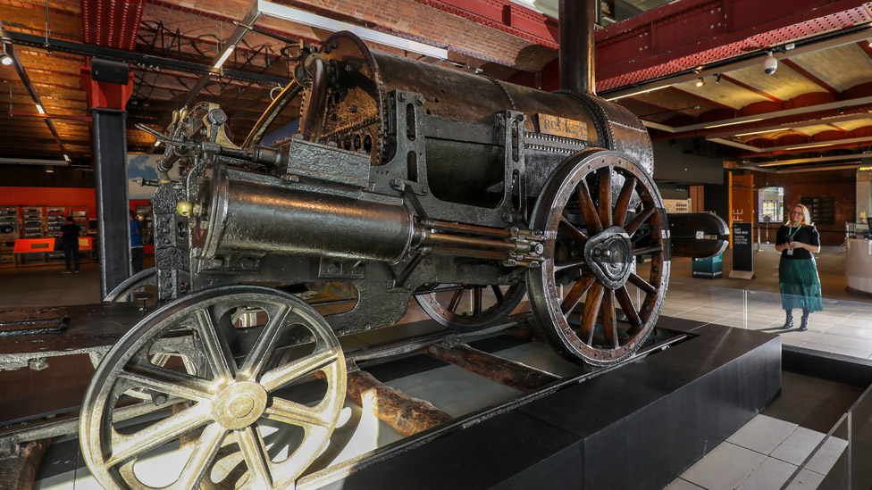 Паровоз "Ракета" Стивенсона выставлен в Манчестерском музее науки и промышленности