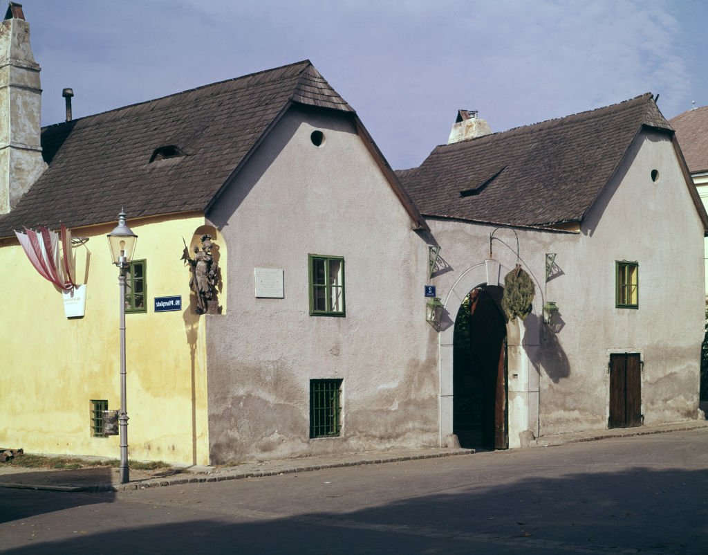 Photograph of the Heiligenstadt house where Beethoven sought shelter.
