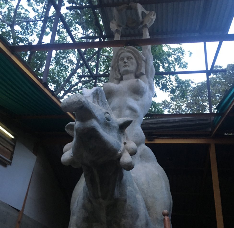 La escultura original de María Lionza pasó 18 años en un almacen de la UCV.