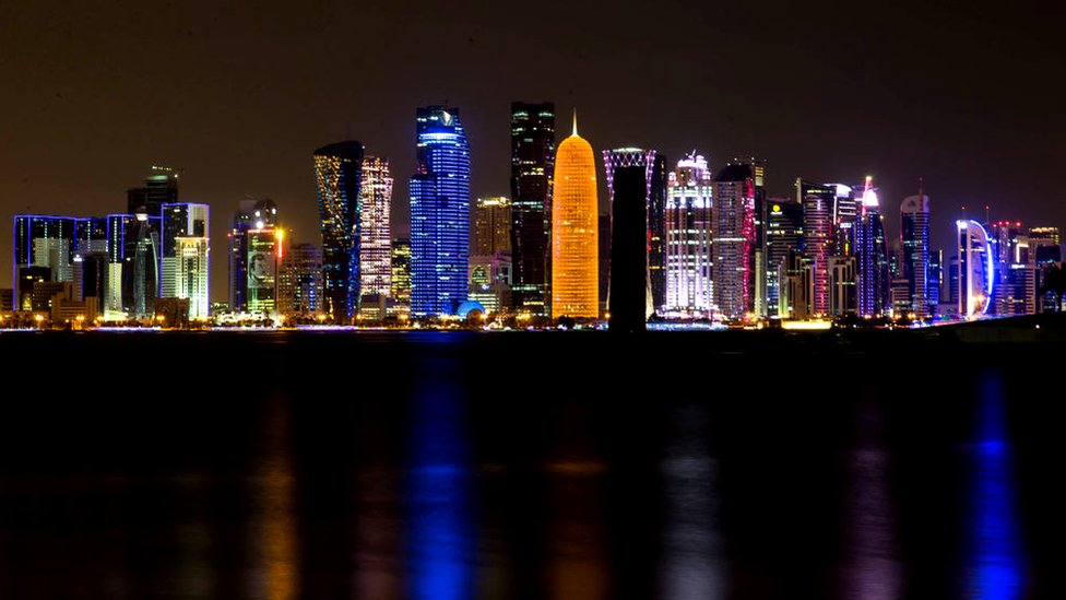 El horizonte de la ciudad de Doha es llamativo