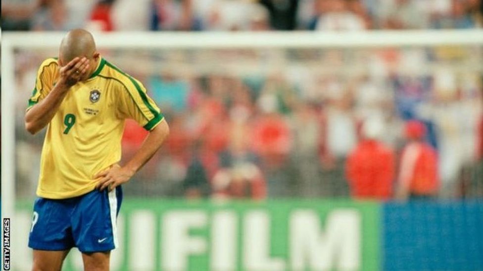 [출처: Getty Images] 1998년 프랑스에서 4골을 넣은 호나우두는 4년 후 골든부츠와 발롱도르를 모두 차지했다.