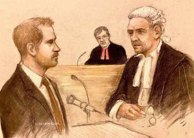 صورة مرسومة للأمير هاري أمام المحكمة