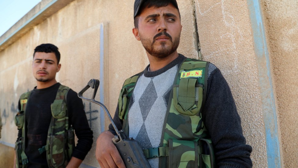 Члены SDF в Рас-Аль-Айне, 10 октября