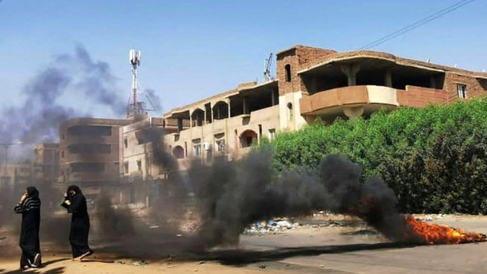 Sudan coup: Protesters tear-gassed at rally in Khartoum