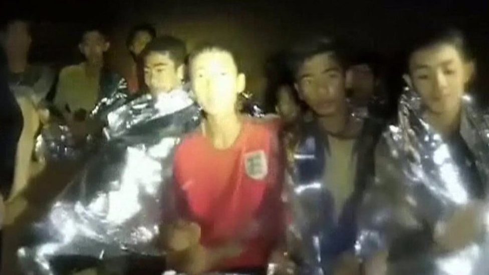 Niños en la cueva de Tailandia.