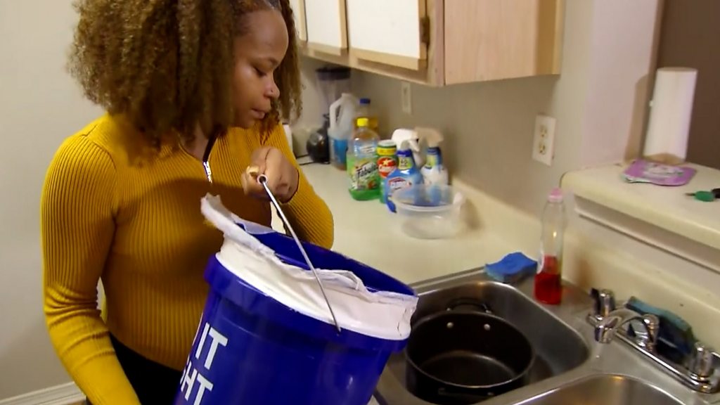 Mississippi storm: Living in a US city with no drinking water