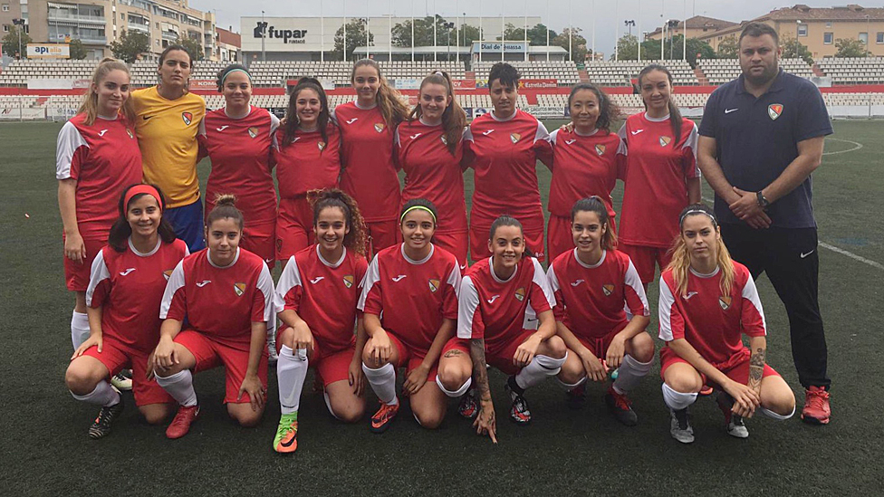 El equipo femenino B del Terrassa que fue objeto de insultos machistas el pasado fin de semana.