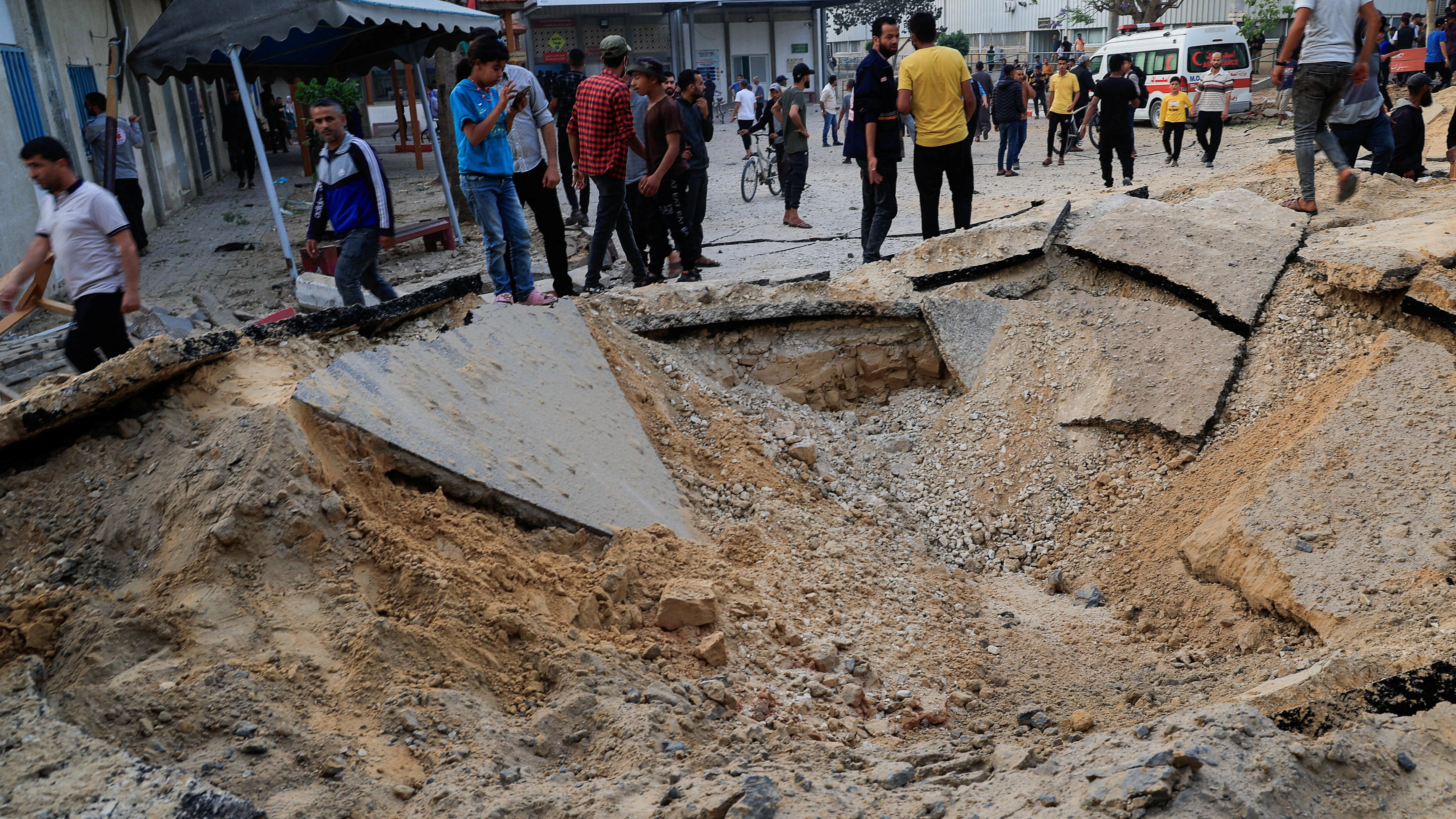 Israeli Airstrike Hits Gaza Hospital, Killing 28: International Outcry Grows 2 Israeli air strike on hospital kills 28 people in Gaza, civil defence says