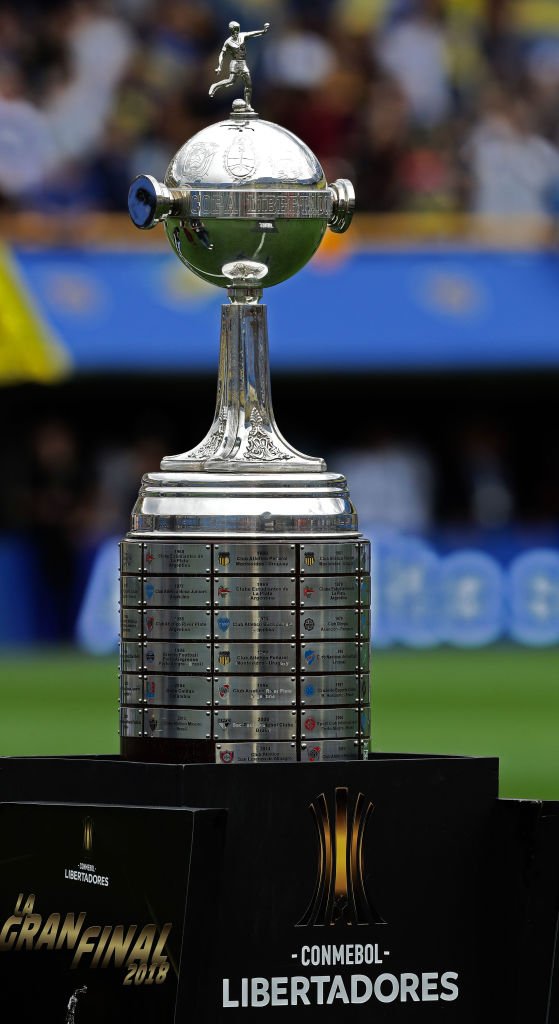 El trofeo más ansiado del fútbol sudamericano, la Copa Libertadores de América.