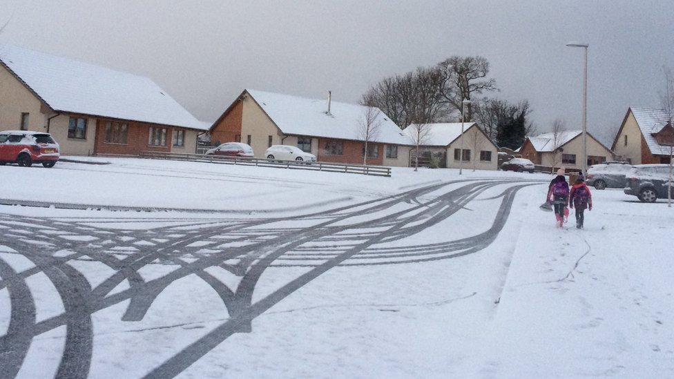 Temperatures reach 15C in Sutherland BBC News