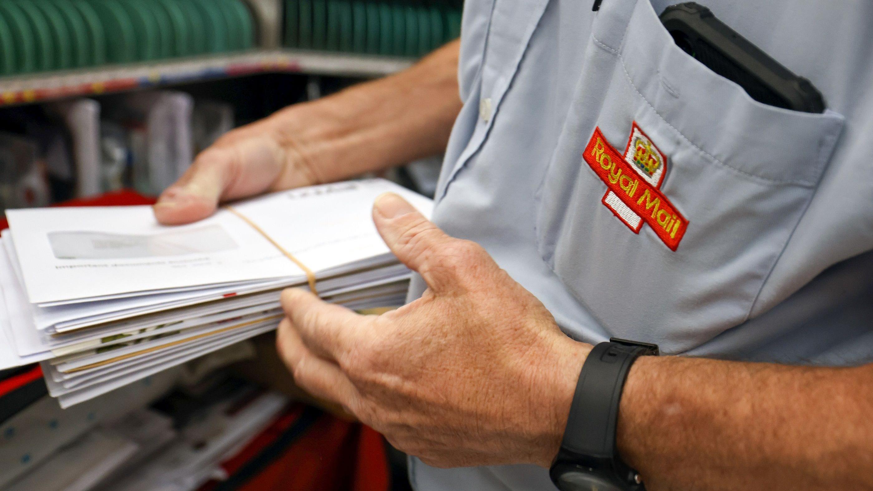 Royal Mail: Czech billionaire offers to buy all staff shares