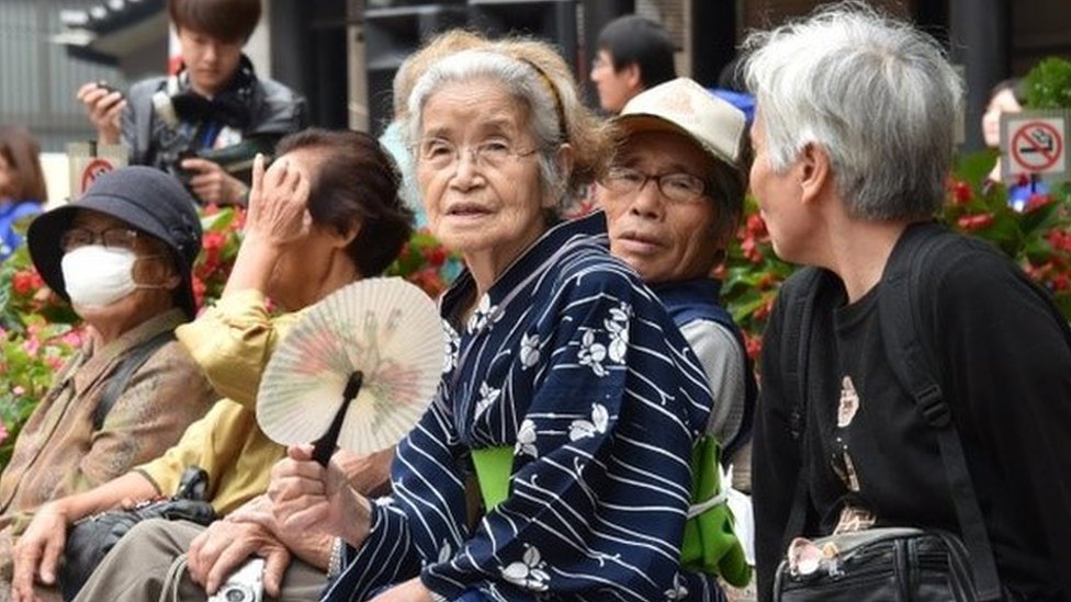 日本老年人
