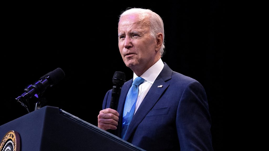 President Biden closes gun control speech with 'God save the Queen'