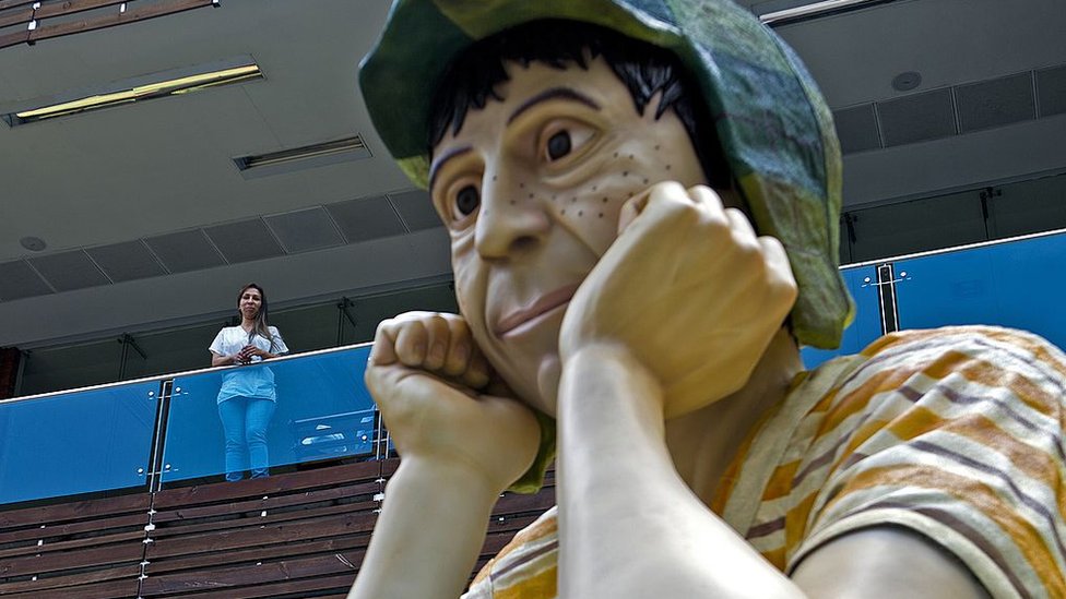 Una estatua de El Chavo en Cali