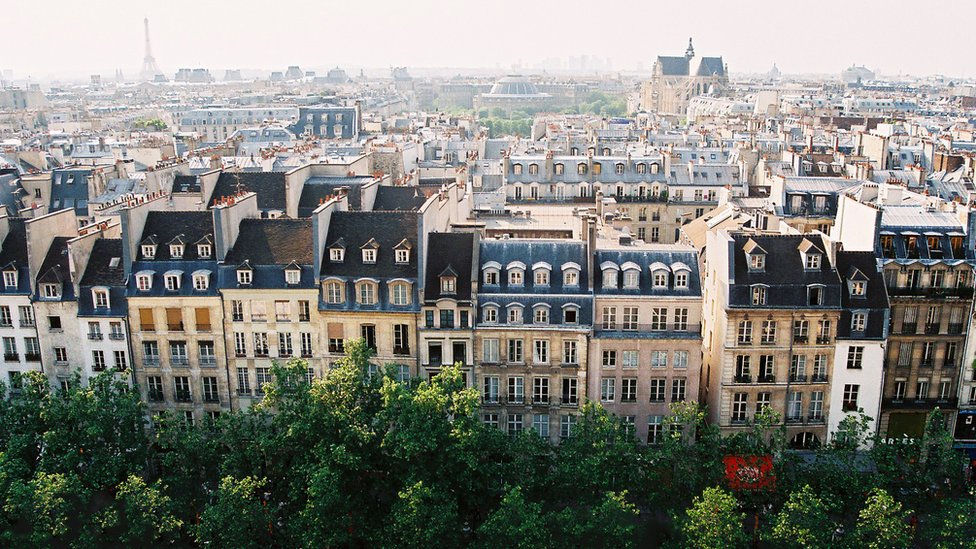 Вид на Париж из центра Помпиду