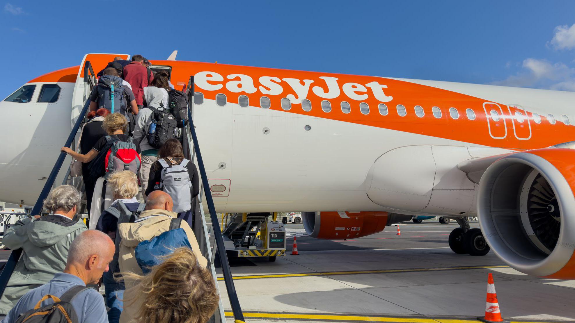 EasyJet rejects £4.7bn takeover offer from US investment firm Castlelake