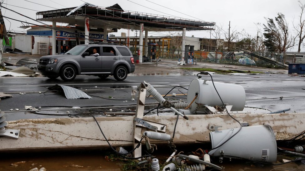 Gran parte del tendido eléctrico fue destrozado por María. Instalaciones eléctricas dañadas por el huracán